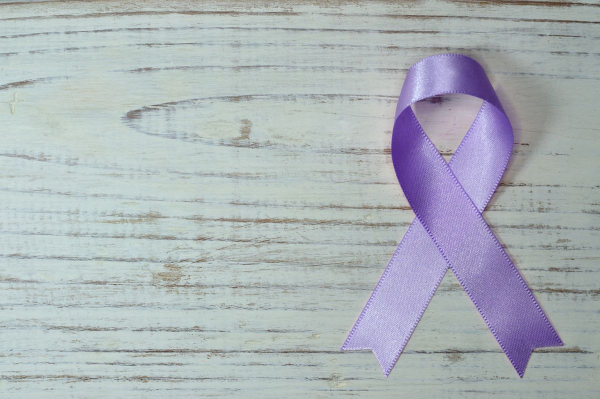 purple ribbon on gray background