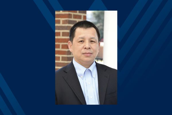 Photo of Professor Nick Wu