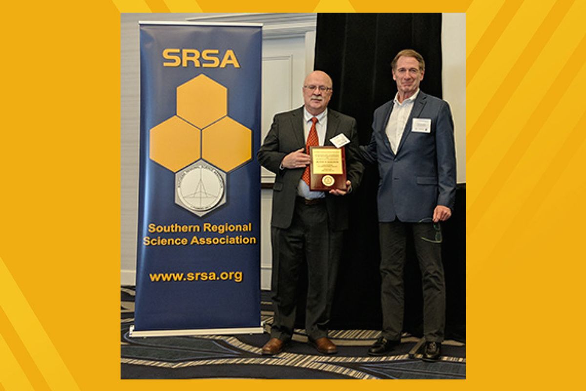 Professor Peter Schaeffer accepting accepting his SRSA award