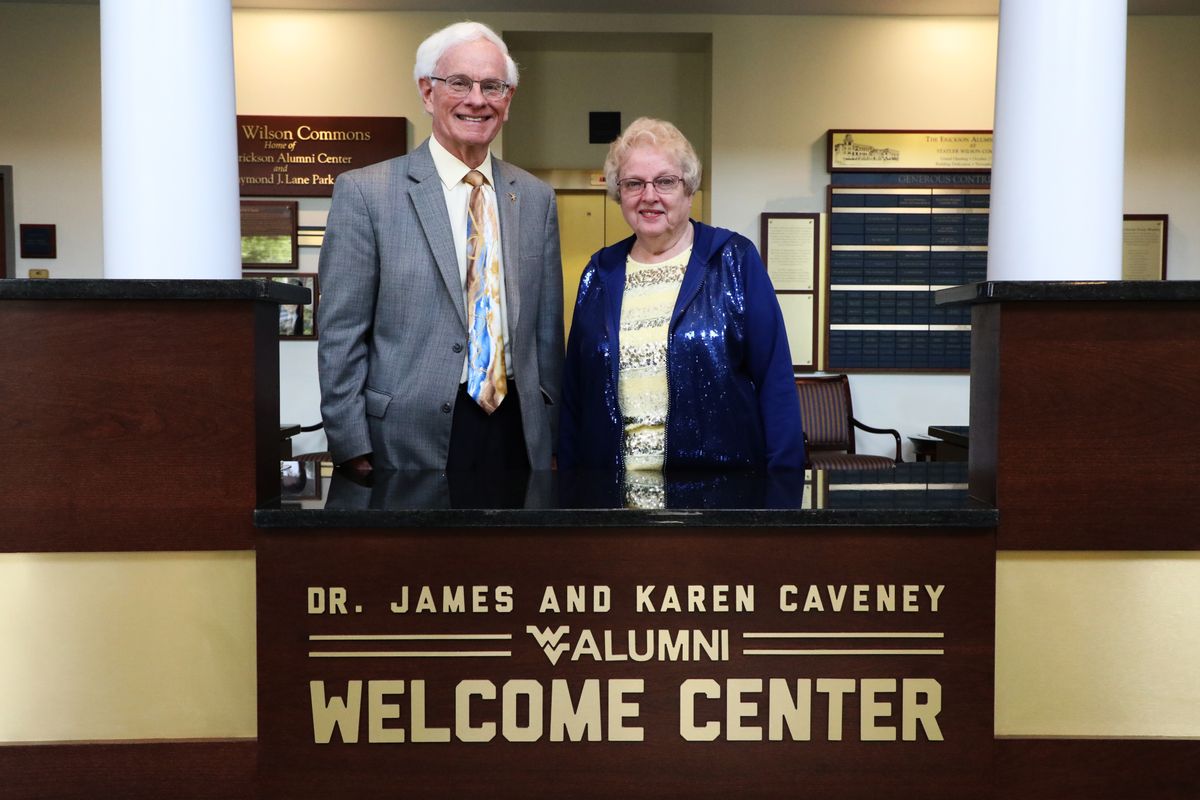 Caveney Welcome Desk, Erickson Alumni Center